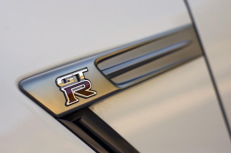  Nissan GT-R 2014 года  (фото 36 из 80)